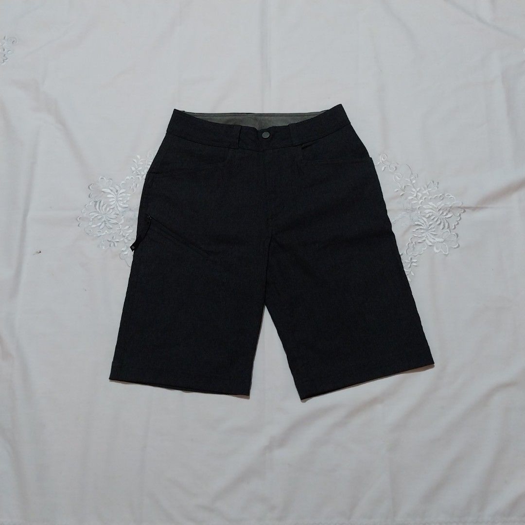 Berghaus Women Nylon Blend Hiking Shorts. Size 25 Women s Fashion Activewear on Carousell