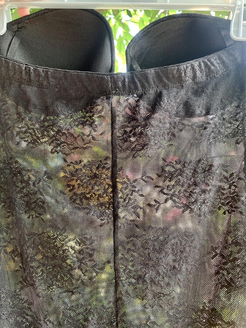 Black lace tube bodysuit (Category: Undergarments & Loungewear) located in San Pedro. Submitted by joyscollection (Listing ID 1340039288, Image 3). Description: Black lace tube lingerie/body suit -underwired/cup bra -good as new! high quality -never worn, had it as a gift and maliit sa akin😅 -snap buttons kaya very easy to wear! - can fit xs/s size.