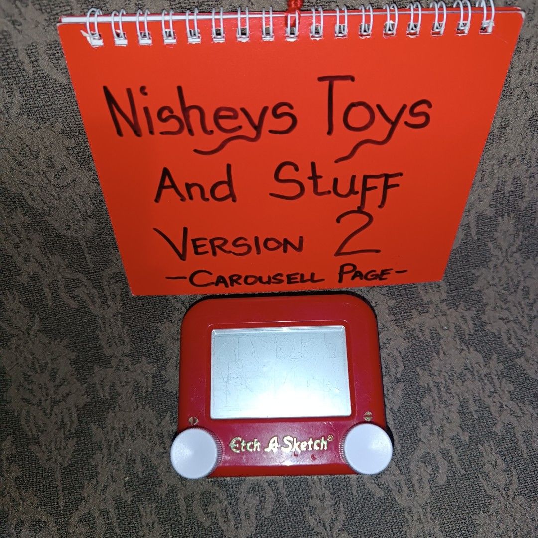 Etch A Sketch MINI (Category: Craft Supplies & Tools) located in Cabadbaran. Submitted by nishbluesky (Listing ID 1339933148, Image 1). Description: Signs of usage is visible but doesn't affect the sketching.