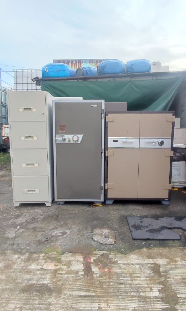Fire Proof Safety Vaults (Category: Safe) located in Valenzuela. Submitted by jmalano (Listing ID 1340072590, Image 2). Description: imported second hand japan Fire proof Safety Vaults in good condition with key and Security combination. Filling cabinet Vault. 2 Door Vault. 1door vault with 3 triple lock Mechanism. Small, Medium large and XL size. we do delivery within Metro Manila and Nearby Province. pick up location Valenzuela City..