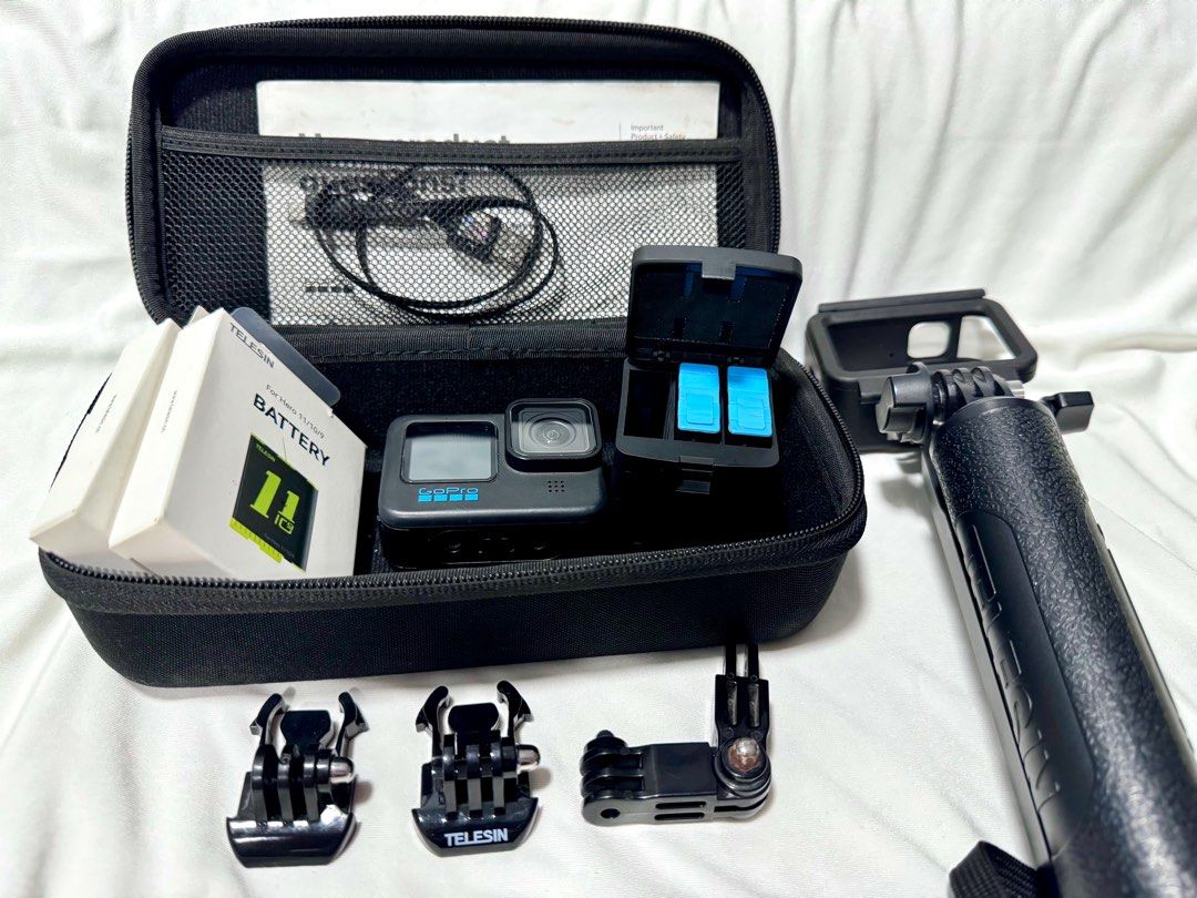 GoPro Hero 10 with Accessories (Category: Cameras) located in Bacoor. Submitted by cjmlampano (Listing ID 1339934055, Image 1). Description: GoPro Hero 10 Black PHP 15000 Accessories included: - 4 Telesin batteries (2 brand new) - Battery hub - Camera cage/frame - 3-way selfie stick - Telesin Waterproof case - Telesin 3-pack dive filters (brand new) - Charger cord - Original GoPro case RFS: declutterring In good condition. Meetup: Robisons Place 