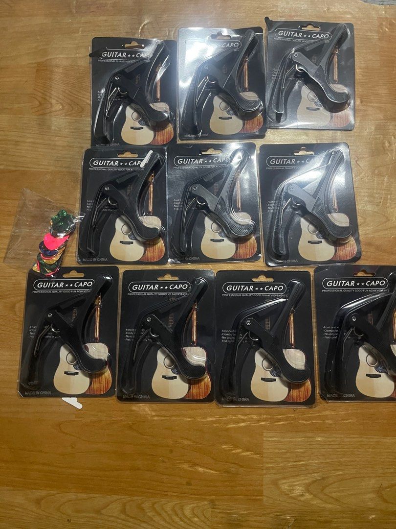 Guitar Capo (Category: Musical Instruments) located in Makati City. Submitted by jakeamos1066969 (Listing ID 1339954144, Image 1). Description: Makati area Via lalamove.