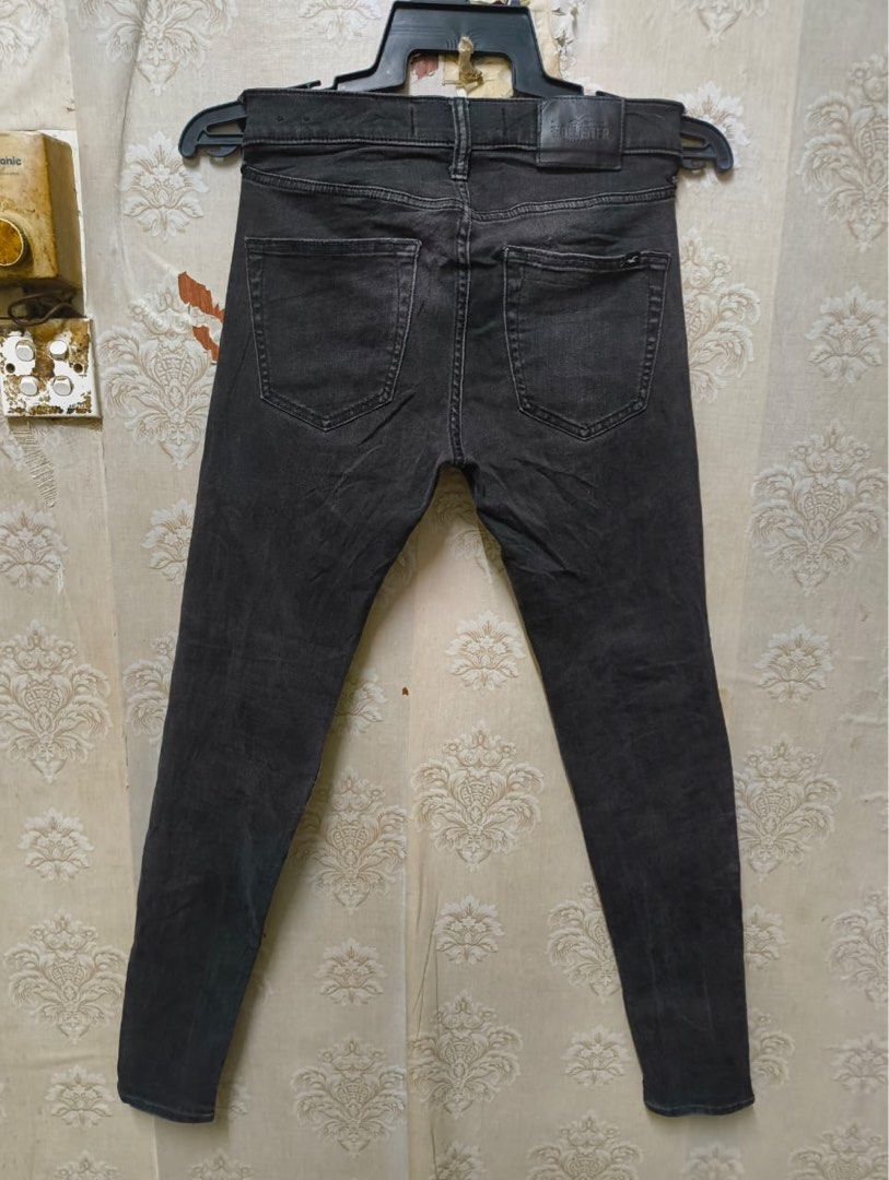 HOLLISTER BIKER JEANS SUPER SKINNY FIT