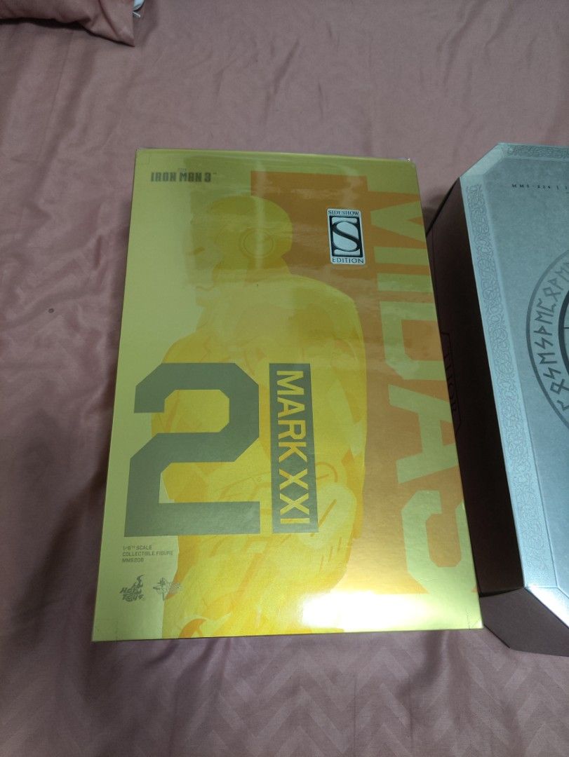 Hot Toys Ironman Midas Mark 21 (Category: Figurines & Statues) located in Paranaque City. Submitted by InsideDaBox (Listing ID 1340089004, Image 3). Description: 🔥FOR SALE/TRADE🔥 📌Ironman Mark 21 (Midas) Sideshow Exclusive Price: 6,999 only ▪️Complete alt. hands ▪️All working LED lights ▪️No flight stand but with stand base replacement Condition: Displayed condition, some paint issue on the left of its waist. (WYSIWYG) 📌Location: Malasiqui, P
