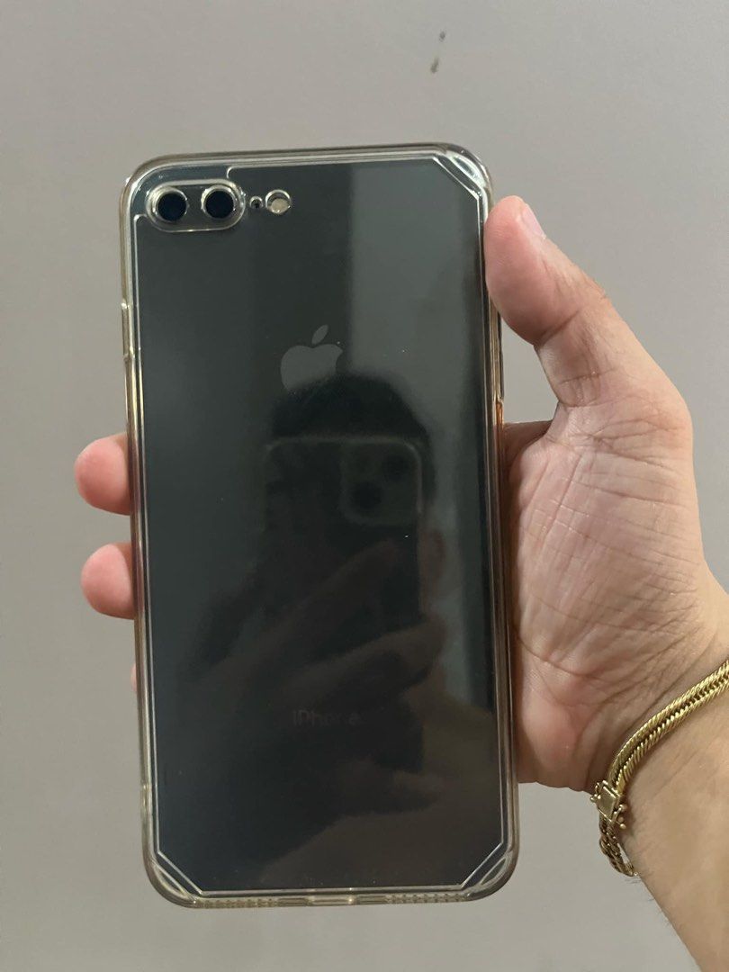 Iphone 8 plus 64GB FU (Category: iPhone 8 Series) located in Paranaque City. Submitted by louise240817 (Listing ID 1340008004, Image 3). Description: 73 % bh No issue All orig parts No icloud . .