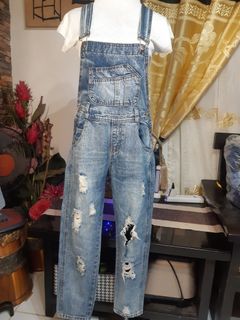 (Category: ) located in . Submitted by thrifted.startsmall2022 (Listing ID 1340079486, Image 1). Description: .