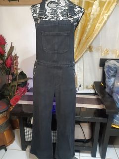 (Category: ) located in . Submitted by thrifted.startsmall2022 (Listing ID 1340092093, Image 1). Description: .