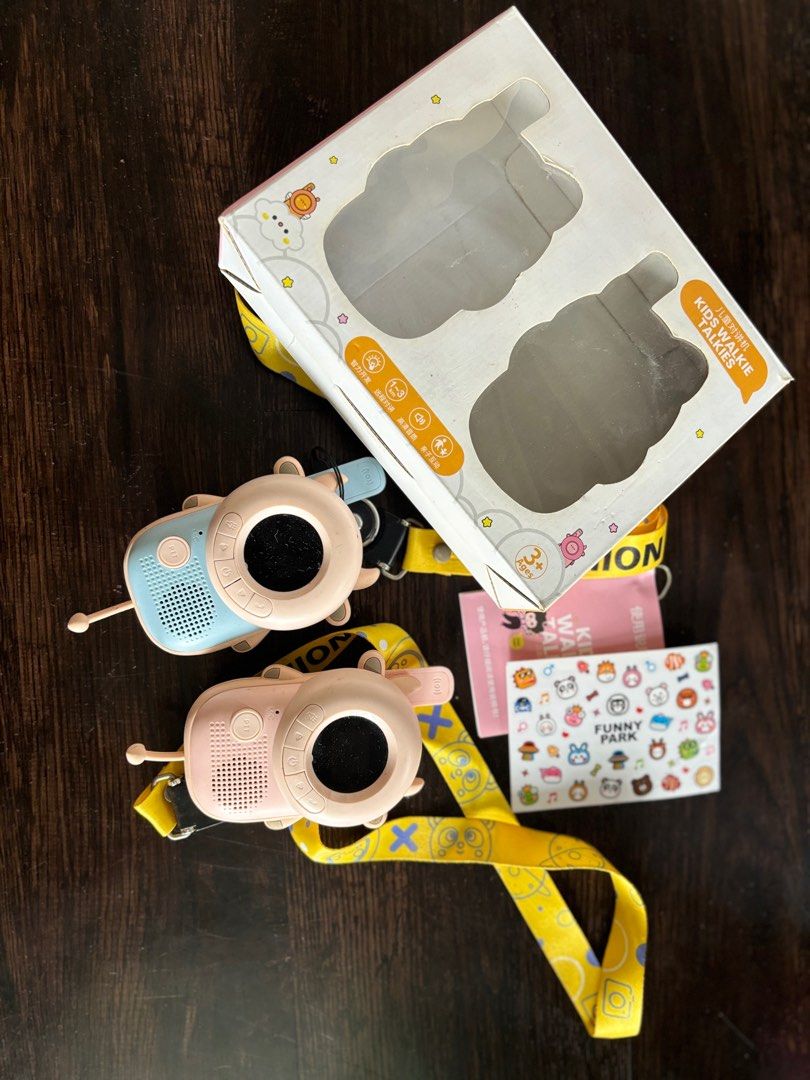 Kids Digital Walkie Talkie (Category: Walkie-Talkie) located in Quezon City. Submitted by hotstuffmanila (Listing ID 1339986744, Image 1). Description: Originally bought almost 1k .