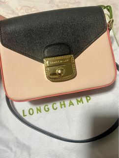 (Category: ) located in . Submitted by shoptodmax (Listing ID 1339995356, Image 1). Description: .
