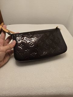 (Category: ) located in . Submitted by aj.preloved (Listing ID 1339994919, Image 1). Description: .