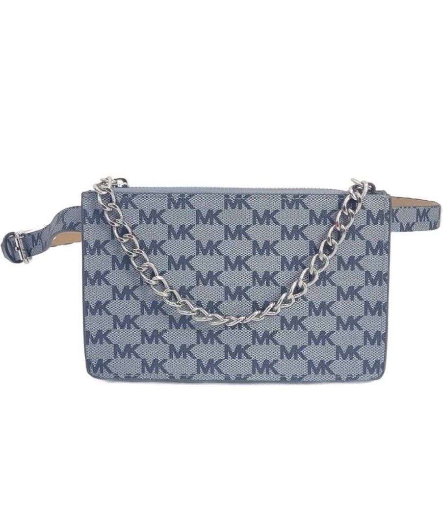 Michael Kors belt bag (Category: Luxury Bags & Wallets) located in San Antonio. Submitted by lalisachu (Listing ID 1340014612, Image 2). Description: With tag!! Barely used Pm for more info .