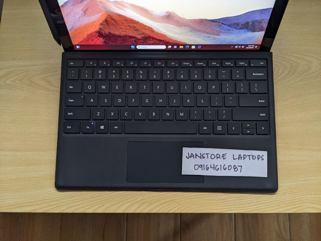 Microsoft Surface Pro 7 Core i7 1065G7 16GB 256SSD (Category: Laptops & Notebooks) located in Quezon City. Submitted by janstore-computer-trading (Listing ID 1339952069, Image 2). Description: Model : Microsoft Surface Pro 7 (Core i7 , 16GB Ram , Complete with Keyboard and Pen) Condition : Slightly Used , Very Smooth Price : 25,999 Specs: Processor : Intel Core i7 1065G7 Quad core ( 1.3 - 3.9 Ghz ) Ram : 16 GB LPDDR4x Storage : 256 GB SSD PCIE Gr