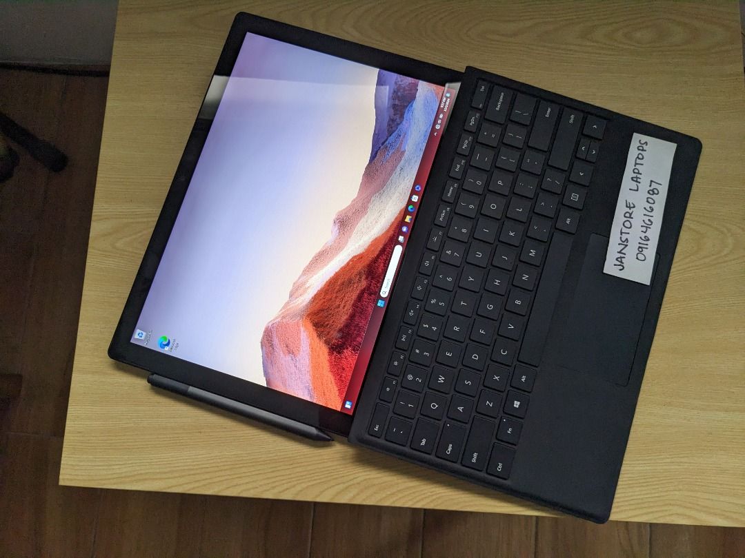 Microsoft Surface Pro 7 Core i7 1065G7 16GB 256SSD (Category: Laptops & Notebooks) located in Quezon City. Submitted by janstore-computer-trading (Listing ID 1339952069, Image 3). Description: Model : Microsoft Surface Pro 7 (Core i7 , 16GB Ram , Complete with Keyboard and Pen) Condition : Slightly Used , Very Smooth Price : 25,999 Specs: Processor : Intel Core i7 1065G7 Quad core ( 1.3 - 3.9 Ghz ) Ram : 16 GB LPDDR4x Storage : 256 GB SSD PCIE Gr