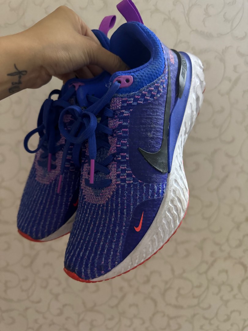 NIKE REACT, Women's Fashion, Footwear, Sneakers on Carousell