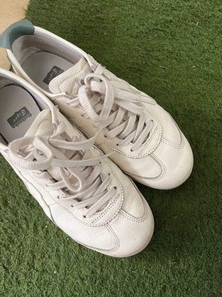 Onitsuka Tiger Mexico 66 (Category: Sneakers) located in Singapore. Submitted by mnmlsm2 (Listing ID 1339954325, Image 3). Description: I believe these are the mexico 66.
