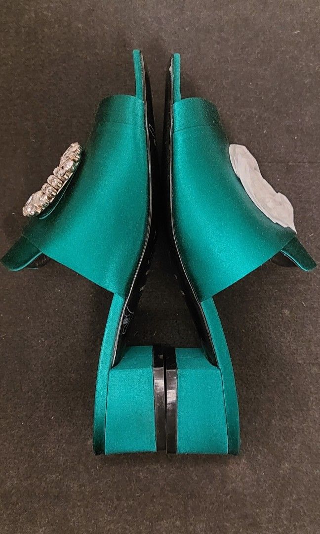 Roger Vivier (Category: Flats & Sandals) located in Makati City. Submitted by cp1829 (Listing ID 1339963453, Image 3). Description: Roger Vivier Satin open toe mules with crystal signature buckle ... frankenstien dupe.