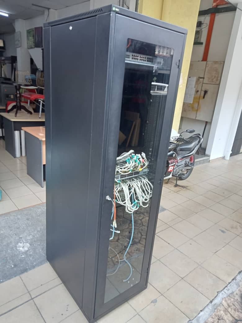 Server Rack Code:SR-212 (Category: Other Home Furniture) located in Petaling Jaya. Submitted by micron1786 (Listing ID 1339982670, Image 1). Description: [**Price above DOES NOT INCLUDE of delivery & Installation**] H 2070mm W 580mm D 800mm Code :SR-212 Available :1 Condition : Goods We are specialist in BUY or SELL New/Used Home Furniture or Office Equipment [ Micron Furniture Trading sdn bhd ] 20 , Jalan PJS 3/46 , Sri Manja Square , Taman Sri 