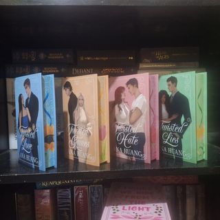 (Category: ) located in . Submitted by thebookhunterph (Listing ID 1340108685, Image 1). Description: .