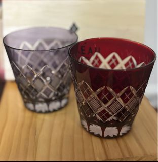 （分類：）位於 。 由 yanlaurie 提交（商品編號 1340272505，圖片 1）。簡介： 。
