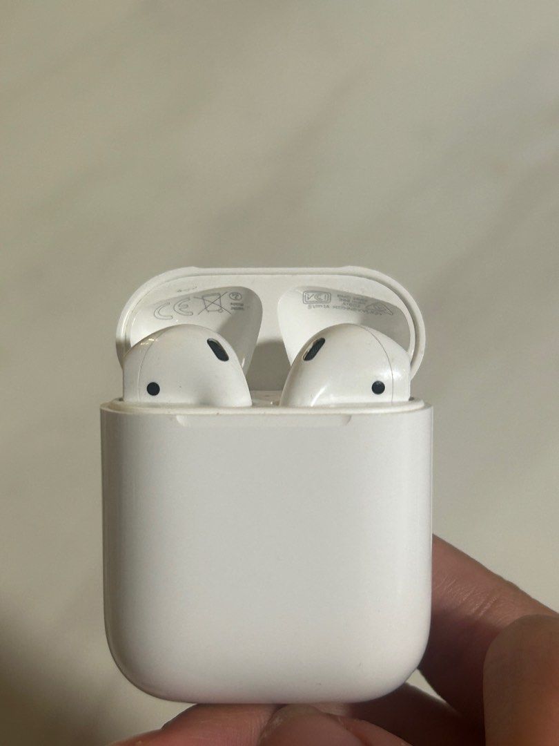 Airpods 265561387979010112