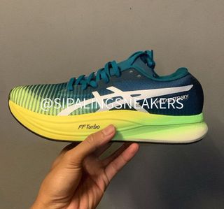 (Kategori: ) berada di . Dikirim oleh sipalingsneakerss (ID iklan 1340119044, Gambar 1). Deskripsi: .