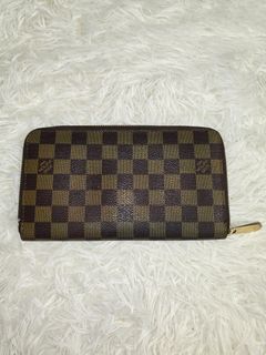(Category: ) located in . Submitted by preloved01item (Listing ID 1340258715, Image 1). Description: .