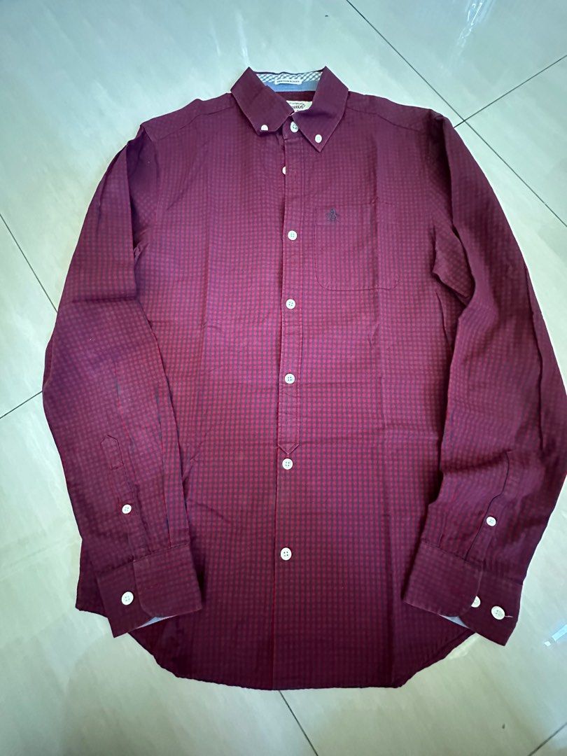 Authentic Penguin Button Down Long Sleeves (Category: Formal Shirts) located in Pasig City. Submitted by mrdecluttering_ph (Listing ID 1340119731, Image 1). Description: Authentic Penguin Long Sleeves Checkered Maroon XS Bought in Penguin Store Rfs decluttering Negotiable Shipping fee c/o buyer.