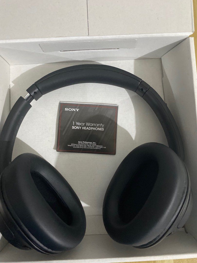 Bluetooth head set noise cancellation (Sony) (Category: Headphones & Headsets) located in Pasig City. Submitted by myclovers (Listing ID 1340201220, Image 2). Description: Slight used, bought it for 8500- selling for 3600 Super very Good condition Bluetooth headset, head phone, can connect in different Bluetooth device.