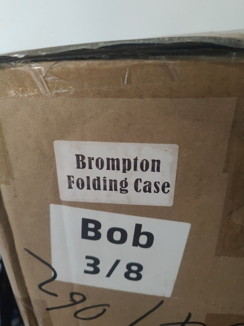 Brompton (Category: Bicycles) located in Singapore. Submitted by wei555564 (Listing ID 1340203799, Image 3). Description: I'm selling it because I don't have time to use it while it's in production..