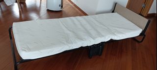 （分類：）位於 。 由 lux.second_clothes 提交（商品編號 1340185981，圖片 1）。簡介： 。