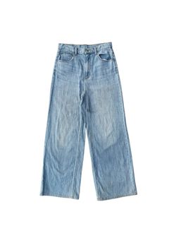 (Category: ) located in . Submitted by ninethingsthriftingstore (Listing ID 1340277877, Image 1). Description: .