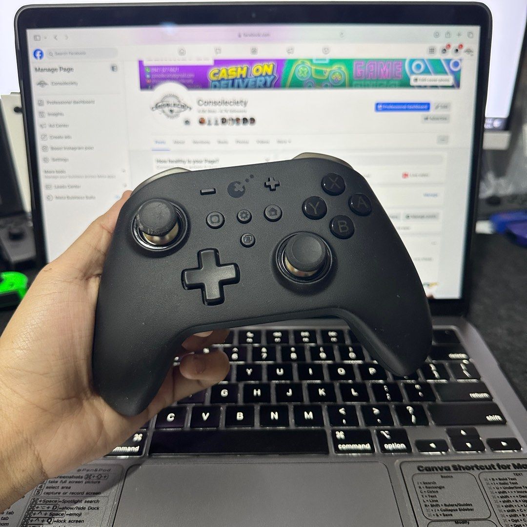 Gulikit Kingkong Pro 2 wireless controller for PC Nintendo Switch (Category: Controllers) located in Quezon City. Submitted by consoleciety (Listing ID 1340208146, Image 2). Description: Gulikit Kingkong Pro 2 wireless controller selling for ₱1,500 srp is 2250 —compatible with Nintendo Switch (any model), PC, Android, Macbook, etc. —hall-effect joysticks (no drift) —no issue. fully working —item is preloved so expect signs of use —type-C (not inc