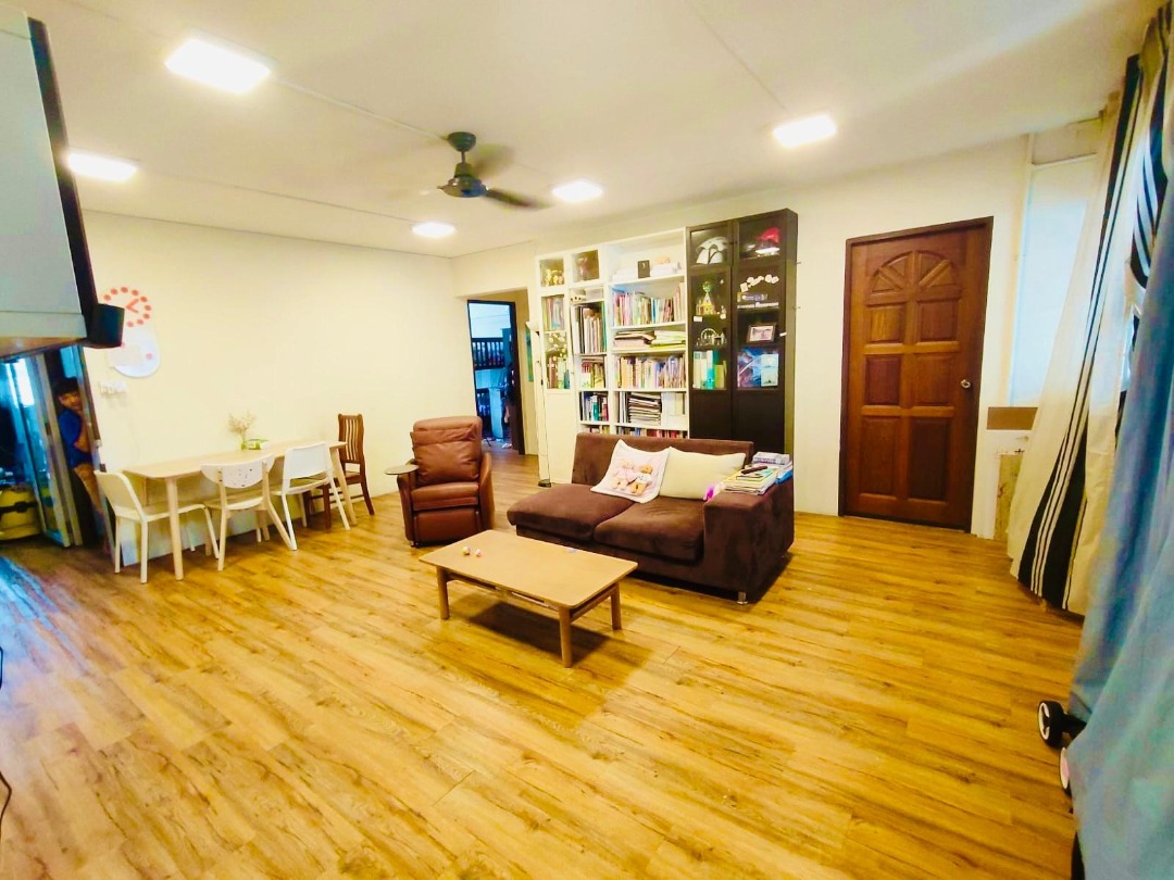 (Category: ) located in . Submitted by dinghongproperty (Listing ID 1340129722, Image 1). Description: .