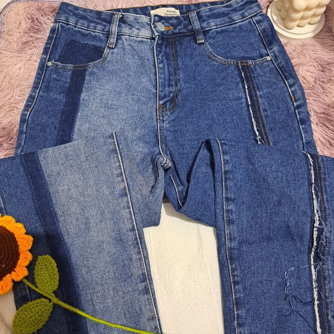 H-WAIST DENIM PANTS (Category: Jeans) located in Makati City. Submitted by imdgrce (Listing ID 1340268114, Image 2). Description: Sobrang ganda ng quality!! Size 28-29 Makapal and Mabigat.
