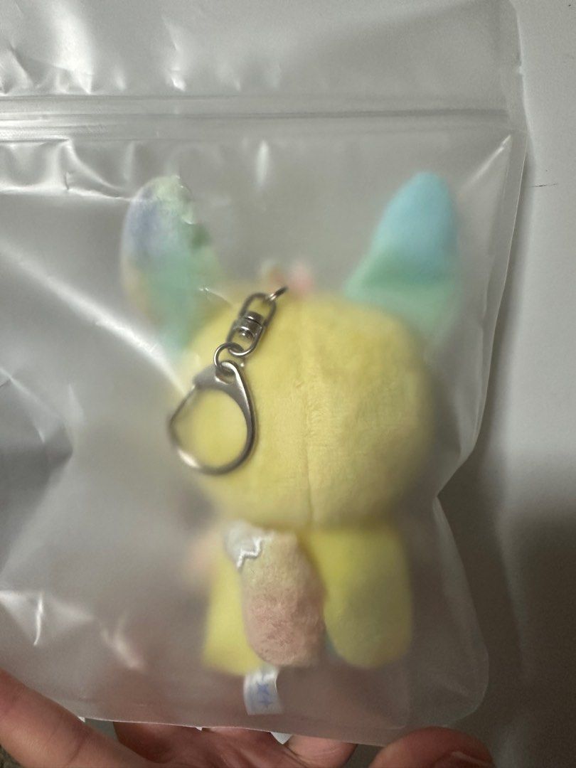 Instock] HWANG CHOON- TXT Ppulbatu x Sanctuary Rainbow Plush Keyring,  Hobbies & Toys, Toys & Games on Carousell