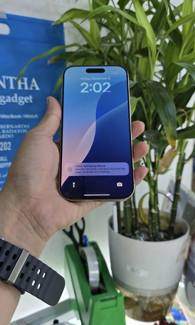 Iphone 16 Pro 256gb HK Variant Dual Sim (Category: iPhone 16 Series) located in Quezon City. Submitted by samanthaga21954 (Listing ID 1340164583, Image 2). Description: Iphone 16 Pro 256gb HK Variant Dual Sim Secondhand Onhand Stock.