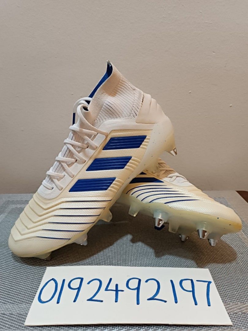 Kasut Bola Adidas Predator SG 24.5cm Sports Equipment Sports Games Racket Ball Sports on Carousell