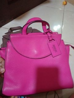 (Kategori: ) berada di . Dikirim oleh santisusanti06688-28693 (ID iklan 1340223752, Gambar 1). Deskripsi: .