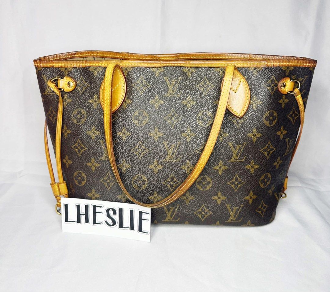Louis Vuitton Neverfull PM (Category: Luxury Bags & Wallets) located in Cabatuan. Submitted by ishoppable (Listing ID 1340176847, Image 1). Description: Neverfull PM 💯 Original No cracks or tears in the canvass Vachetta shows sign of usage Interior has light stain.