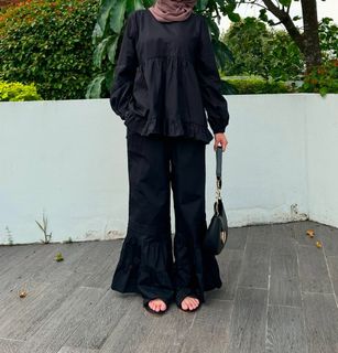 (Category: ) located in . Submitted by farashop.sg (Listing ID 1340168698, Image 1). Description: .