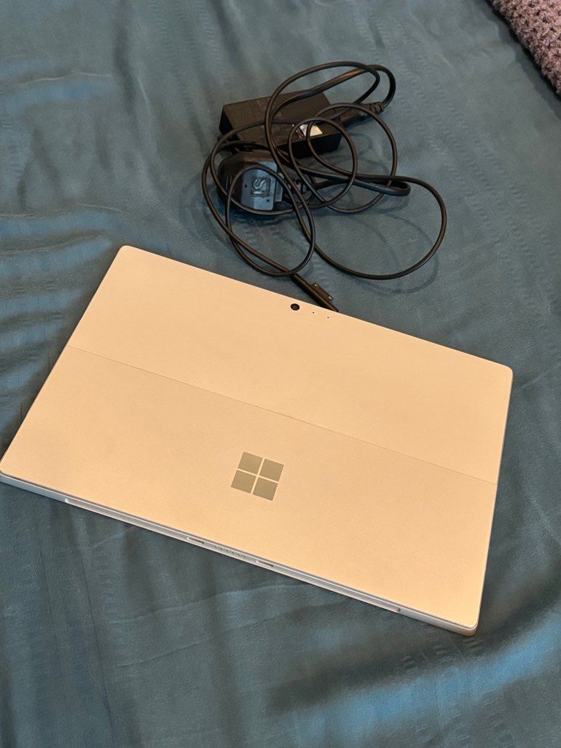 Microsoft Surface Pro 4 (Category: Laptops & Notebooks) located in Petaling Jaya. Submitted by nishagayathri (Listing ID 1340210480, Image 2). Description: ✅Touchscreen working ✅ Comes with charger ✅ Intel i5 ✅ 8GB RAM ✅ Windows 10 Pro installed ❌ Keyboard and Pen, but can easily be bought elsewhere. Used for coursework as a student. Very light and dependable, easy to use and bring everywhere..