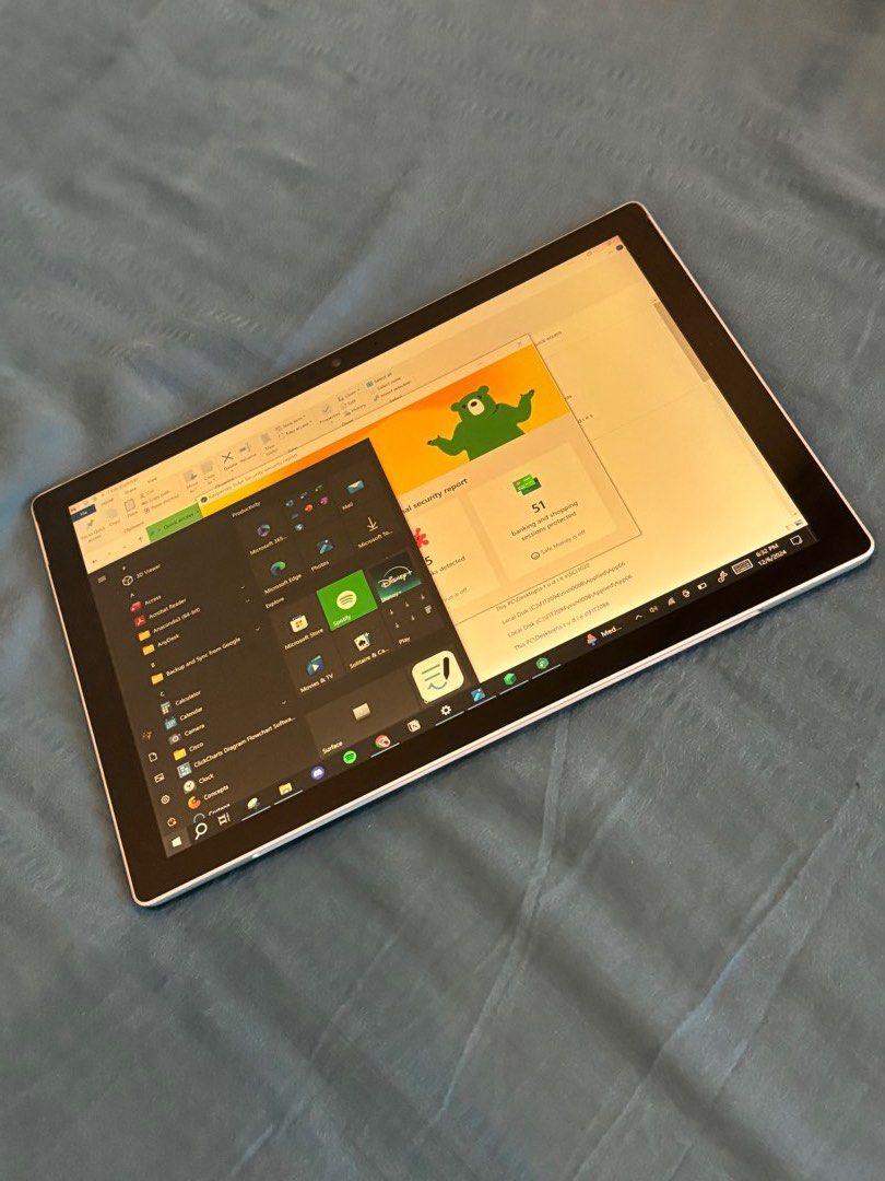 Microsoft Surface Pro 4 (Category: Laptops & Notebooks) located in Petaling Jaya. Submitted by nishagayathri (Listing ID 1340210480, Image 3). Description: ✅Touchscreen working ✅ Comes with charger ✅ Intel i5 ✅ 8GB RAM ✅ Windows 10 Pro installed ❌ Keyboard and Pen, but can easily be bought elsewhere. Used for coursework as a student. Very light and dependable, easy to use and bring everywhere..