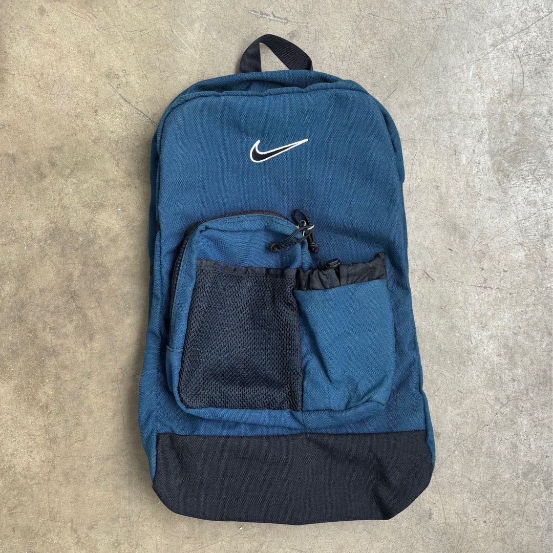 Nike vintage backpack shop
