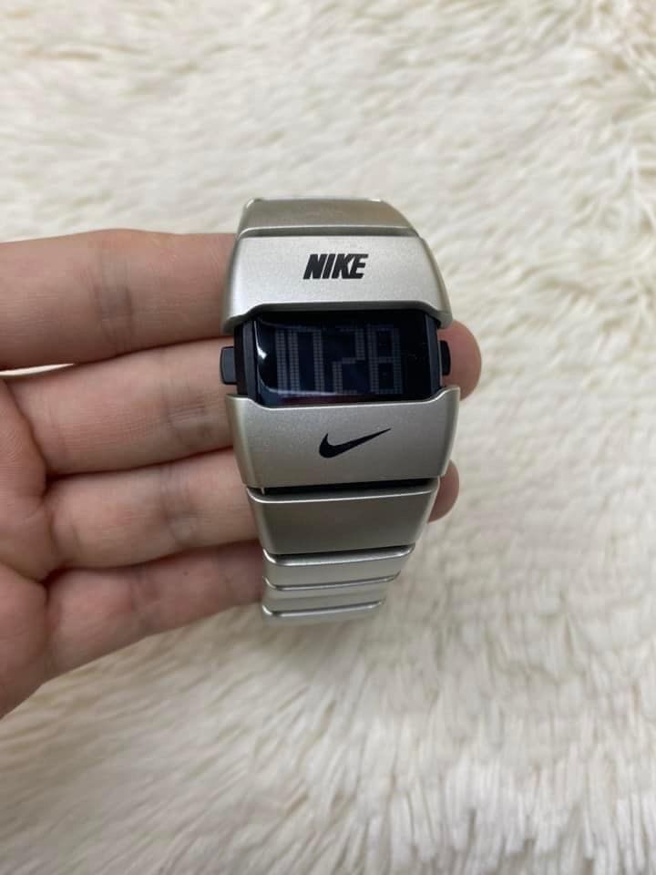Nike waterproof watch outlet
