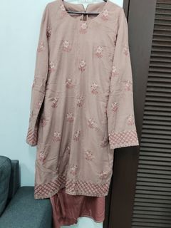(Category: ) located in . Submitted by hshah1990 (Listing ID 1340233715, Image 1). Description: .