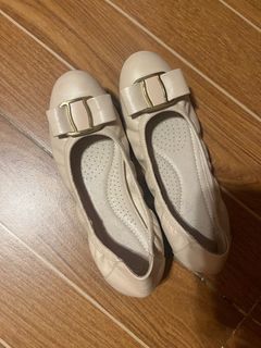 (Category: ) located in . Submitted by deucex (Listing ID 1340230910, Image 1). Description: .