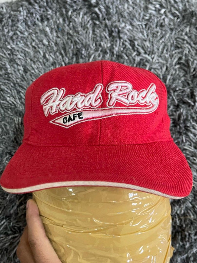 Vintage hard rock cafe fitted cap (Category: Caps & Hats) located in Bacolod City. Submitted by guerillathrifter (Listing ID 1340123217, Image 1). Description: Vintage hard rock cafe fitted cap •small to medium •excellent condition •Color rate 9.5/10 •400 plus sf fee Pm for more details 💌.