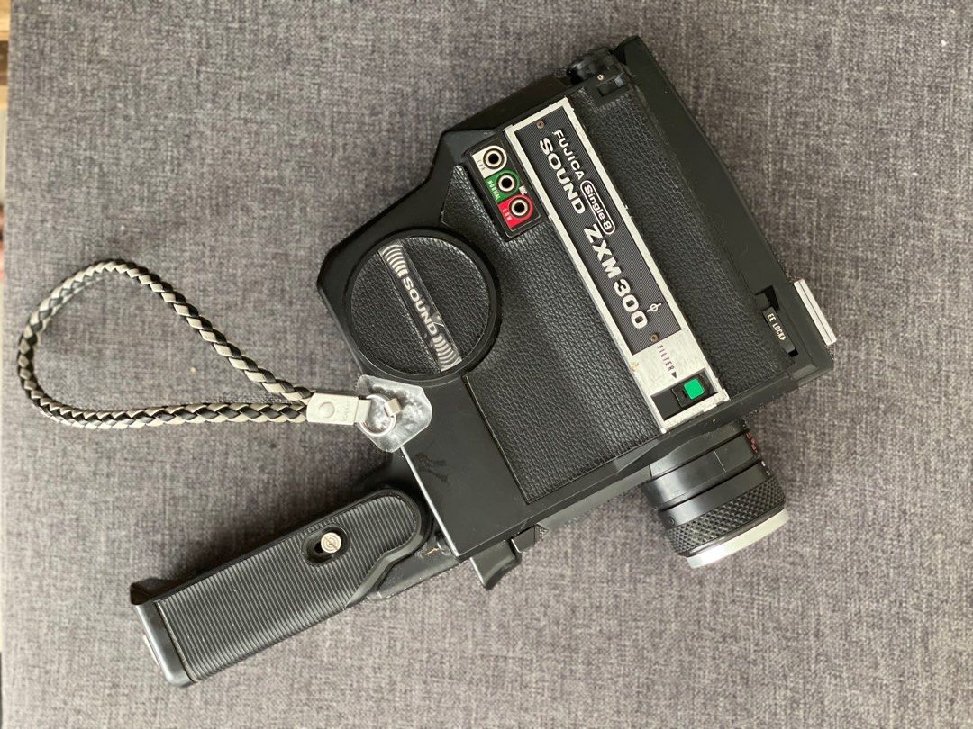 Vintage Super 8 cameras (Category: Cameras) located in Manila. Submitted by safemountain_2a95d8 (Listing ID 1340155262, Image 2). Description: For vintage collection, repair, or props, room decoration Untested- i have no film 1. Elmo super 8 sound 300SL macro- 1000 2. Fujica single 8 sound zxm 300- 1000 3. Elmo super 8 sound 2500 AF macro-1000 4. Fujica single 8 z600-1000 5. Sankyo 8z -800 6. Elmo zoom 8-cz -800 7. Fujica single 8 p-100 -800 8. C