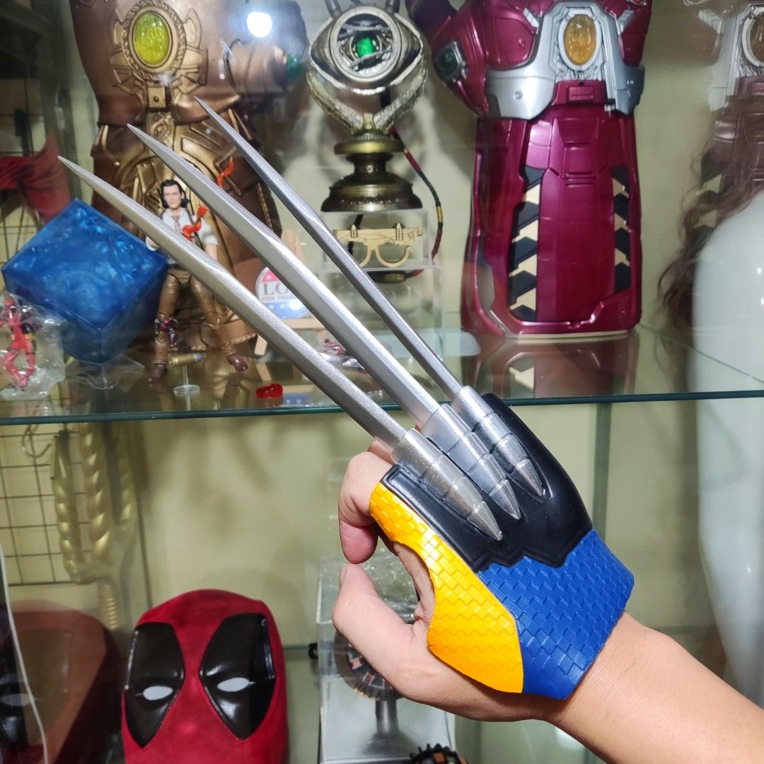 Wolverine Gloves With Claws Toy Cosplay (Category: Action & Battle Toys) located in Caloocan City. Submitted by guitarsandcosplayph (Listing ID 1340192063, Image 2). Description: Wolverine Gloves With Claws Toy Cosplay Price 1500 Brand New.