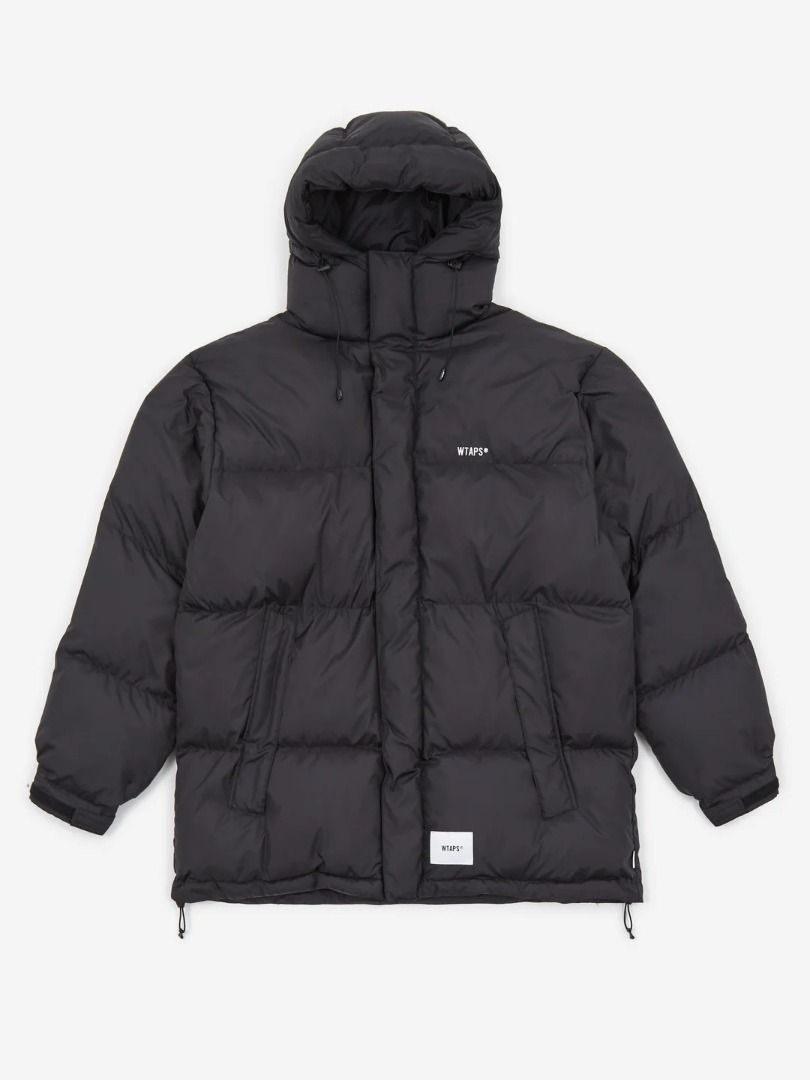 Wtaps Down Jacket (Category: Coats, Jackets and Outerwear) located in Singapore. Submitted by visualuparmored (Listing ID 1340170339, Image 1). Description: Rare size. Worn for 3 days in Tokyo during winter..